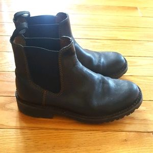 Geronimo Chelsea boots, size 6.5 ladies